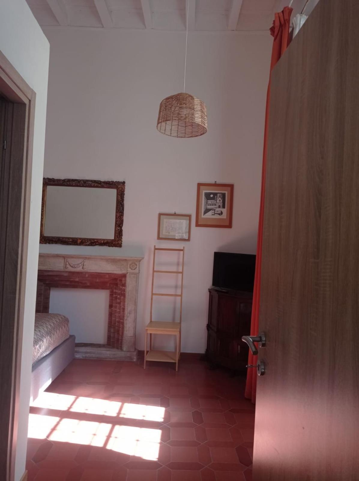 B&B Pergola House ルッカ エクステリア 写真